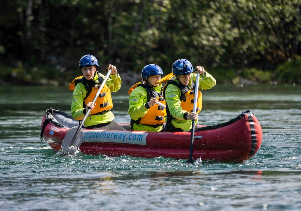 CANOA NO RIO - VISITA GUIADA