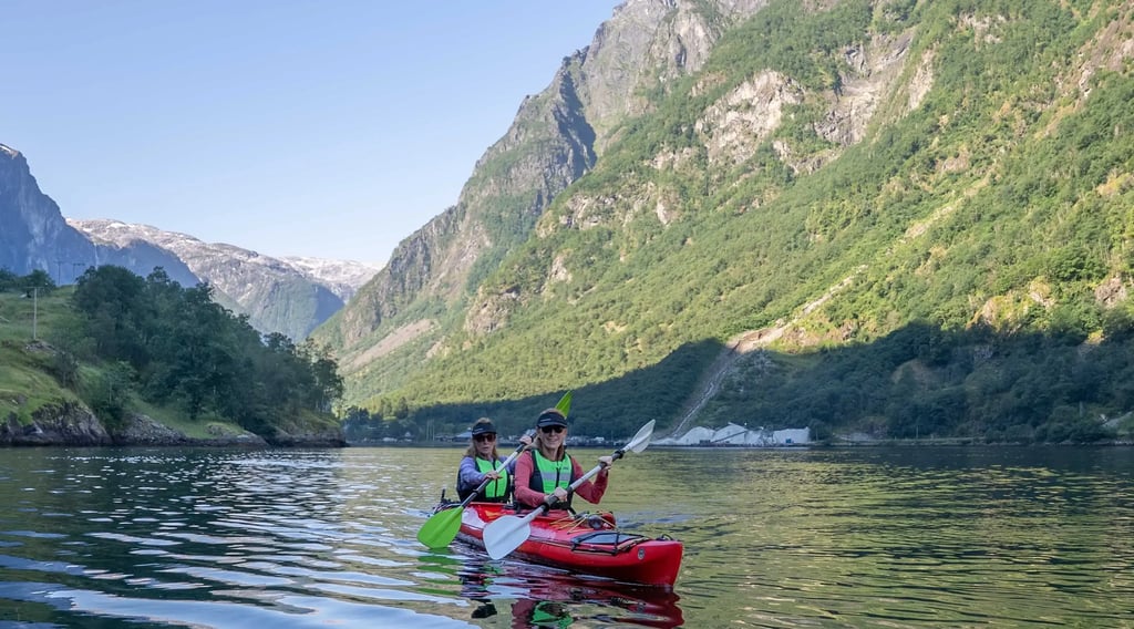 FJORD KAYAK IN NEROYFJORD 2025 05