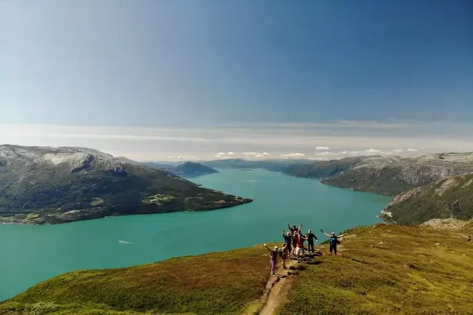 Excursión por los fiordos monte oksen