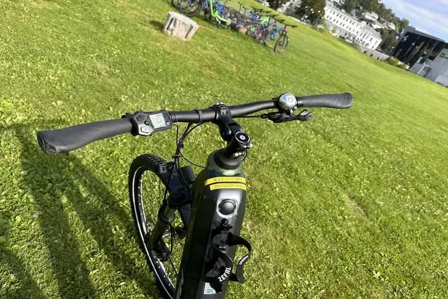 E-Trekking bike Rental - 3