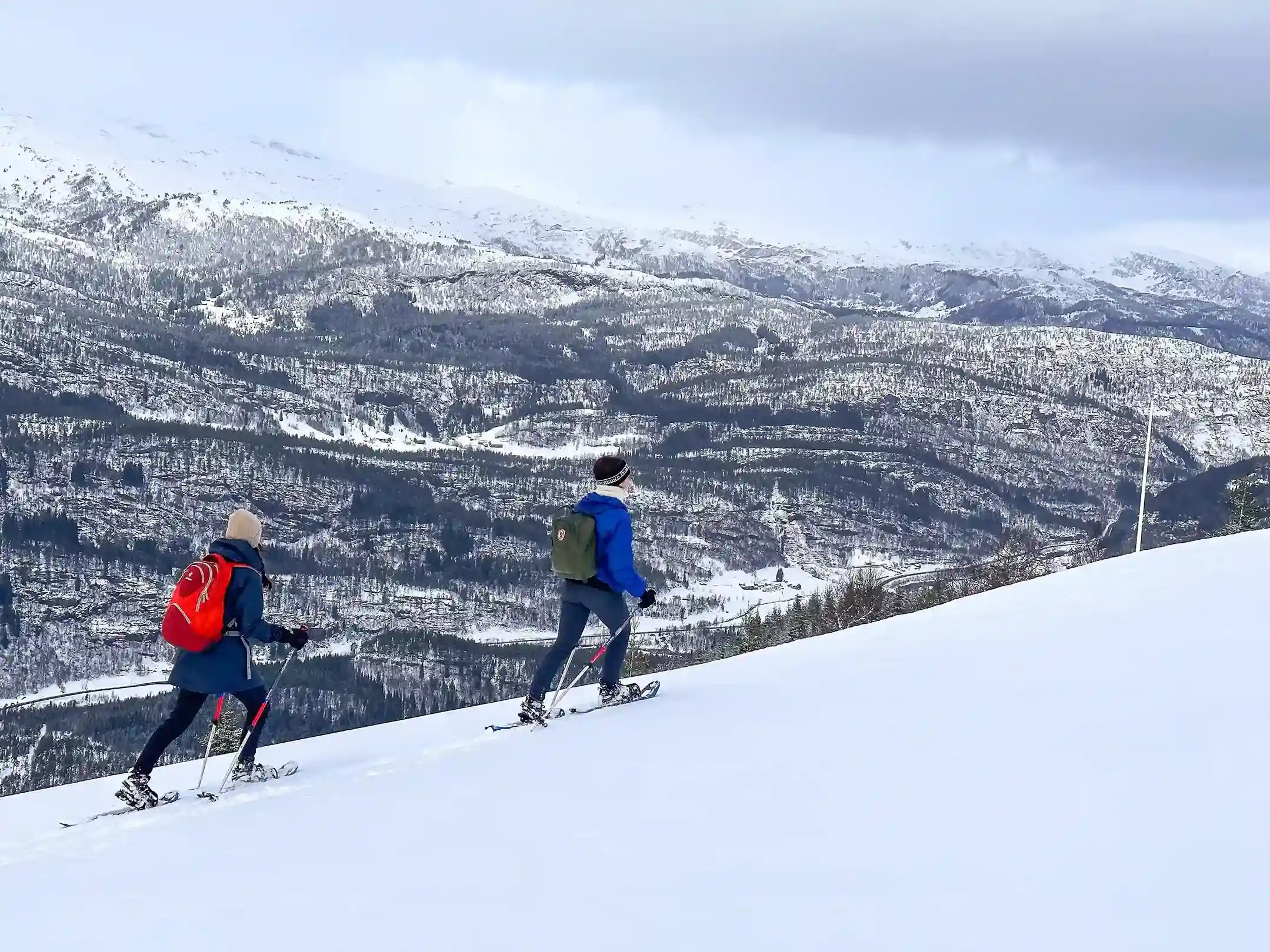 Snowshoes in Voss with Outdoor Norway-12