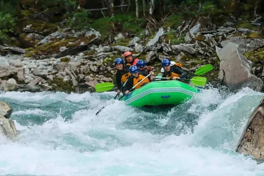 2024-Whitewater Rafting-05 (1)
