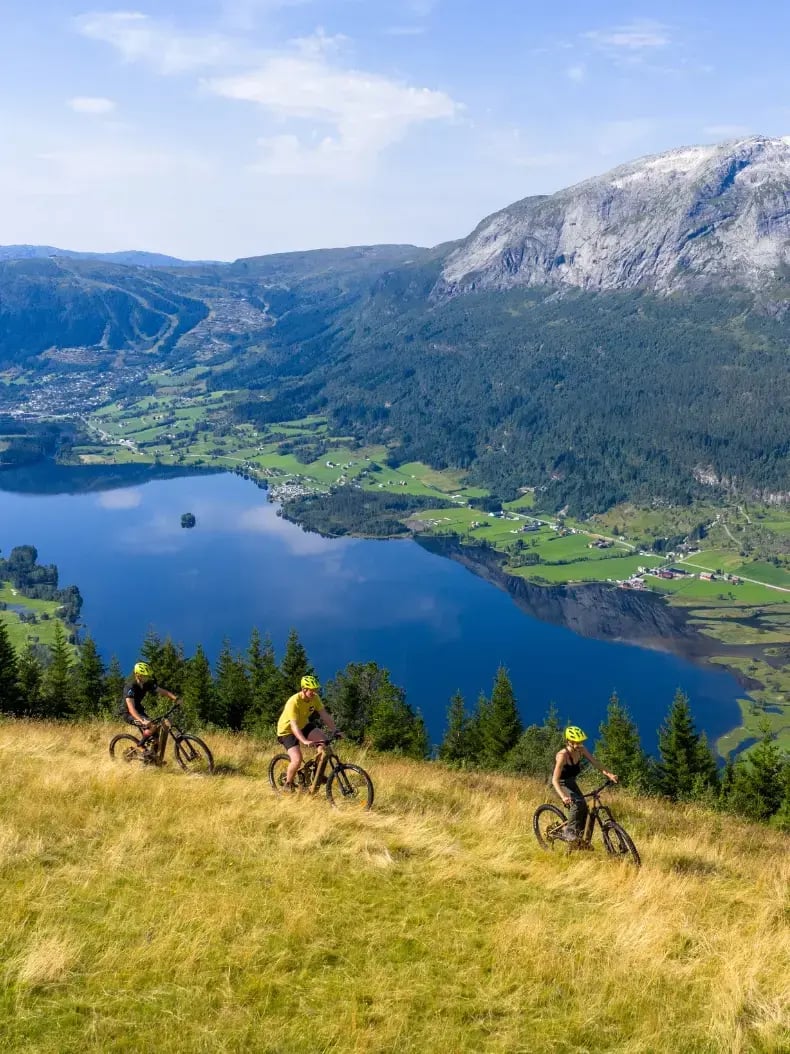 O Melhor da Noruega dos Fiordes em 9 Dias Incríveis