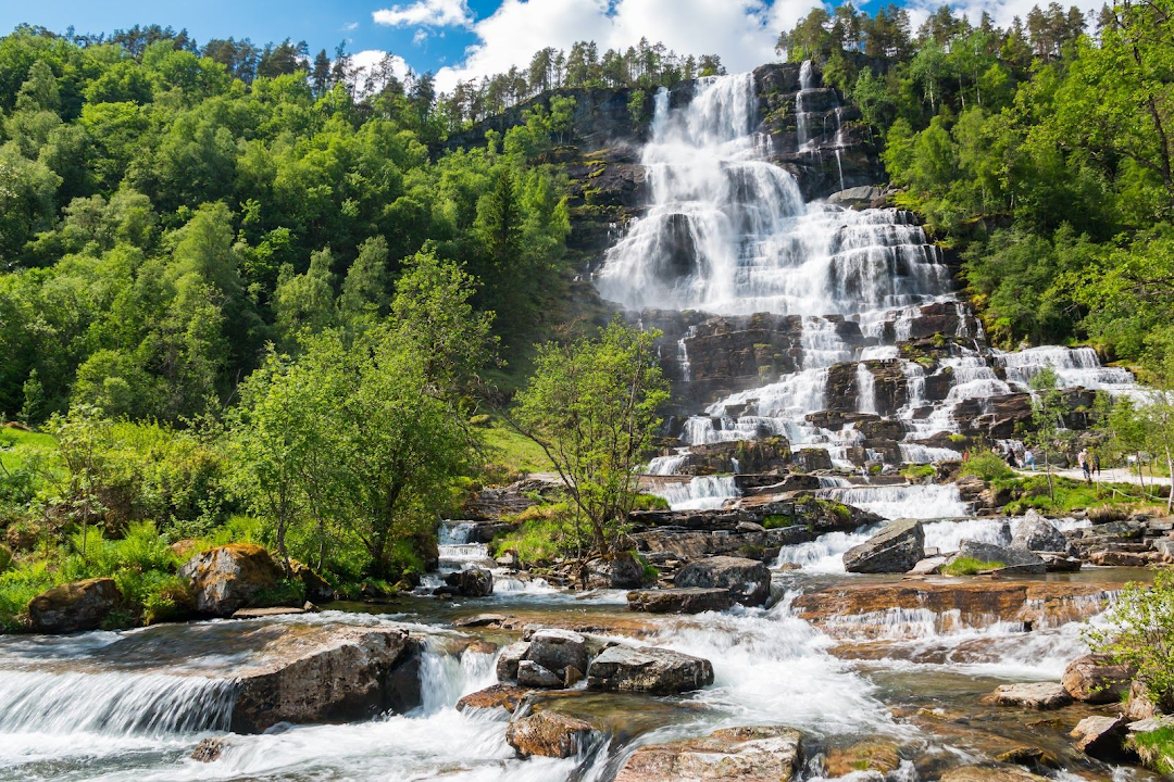 Tvindefossen-Fairytales-Waterfall-Norway