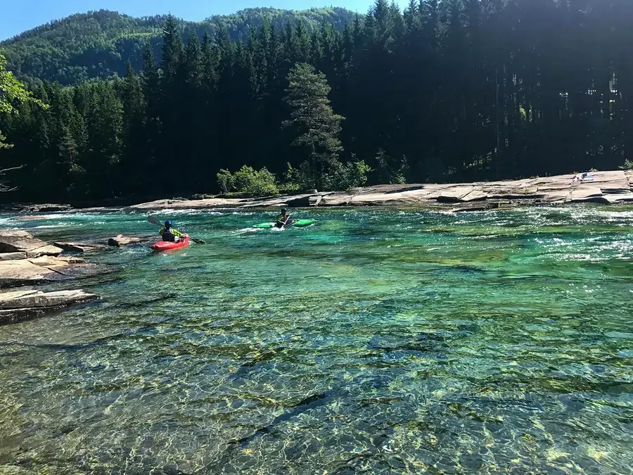 RIVER KAYAK GRADE I-06