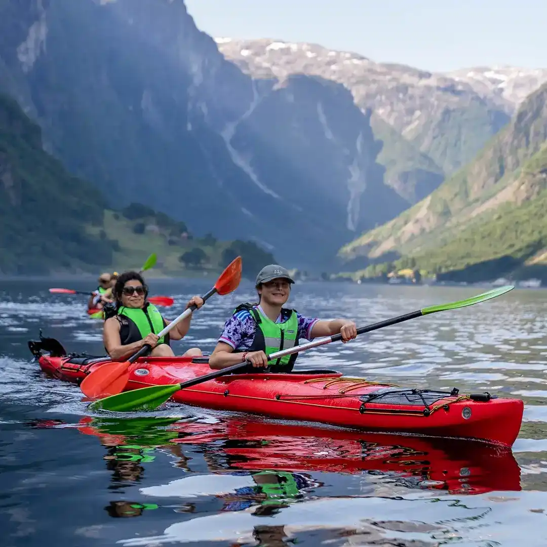 AVENTURA DE 5 DIAS NA PRIMAVERA NOS FIORDOS DA NORUEGA